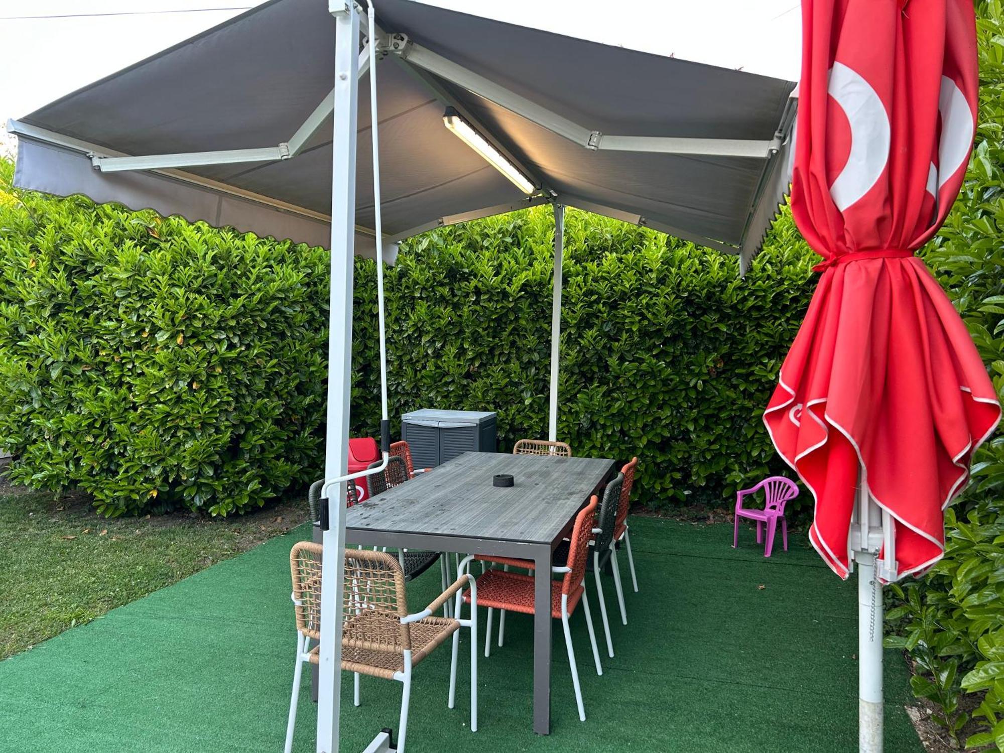 Jolie Villa Independante Climatisee 3 Chambres Tout Confort 6 Couchages, Piscine Chauffee 4 X 8 Disponible Selon Meteo De Mai A Fin Septembre, Jacuzzi 4 Places, Boulodrome Eclaire, Ping-Pong, Wifi, Proche Commerces Animaux Domestiques Sur Demande Bretenoux Extérieur photo